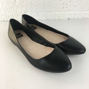 Dolce Vita black textured ballet flats
